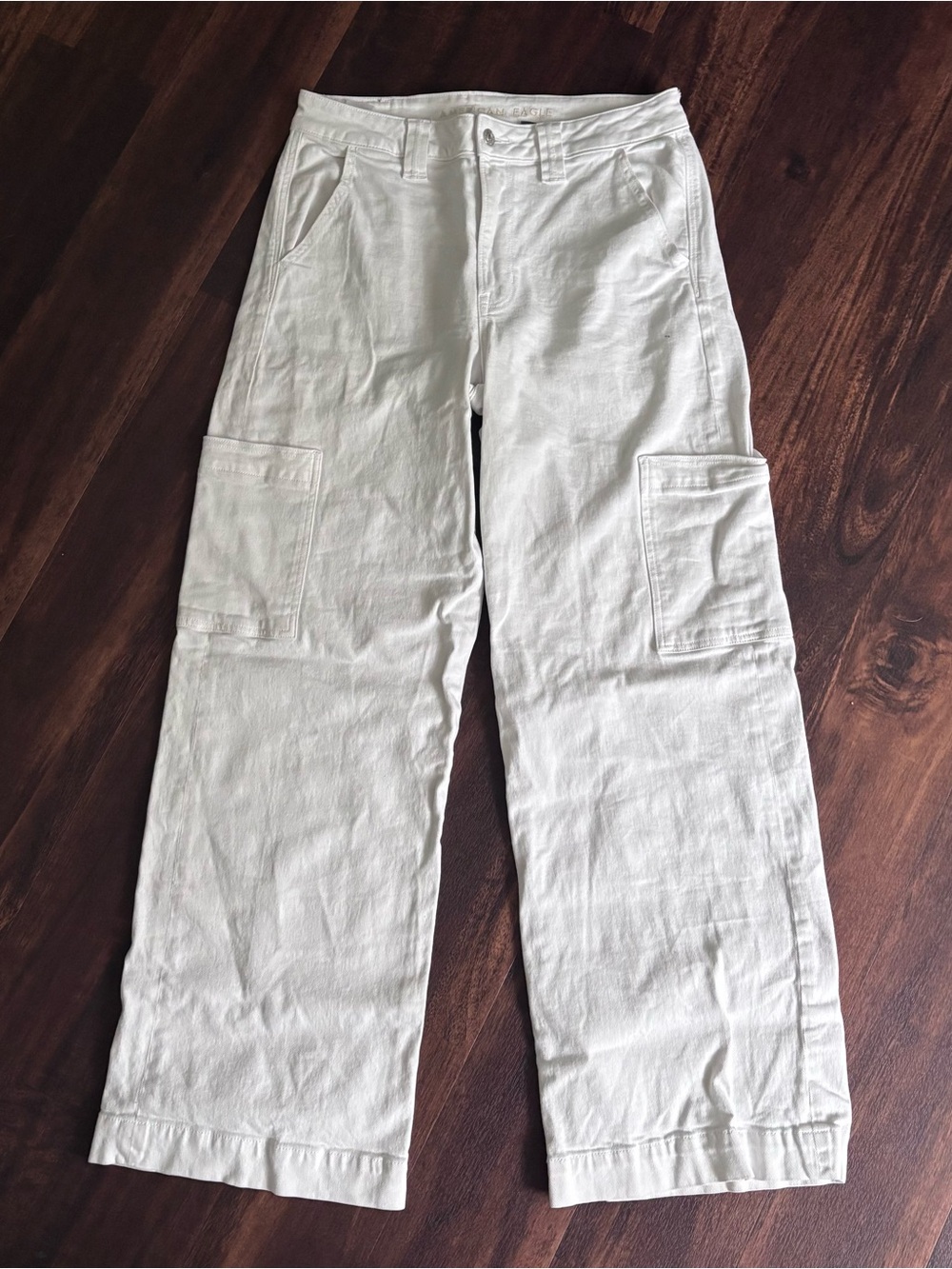 American eagle super high rise wide leg White Cargo size 8